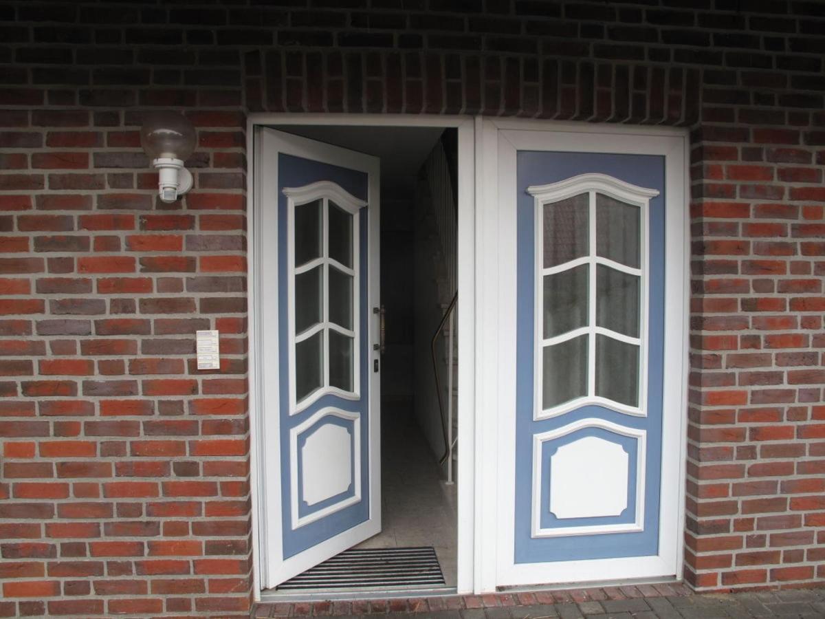 Ferienwohnung Fokuhl Im Strohhus Hooksiel Schillig Exterior photo