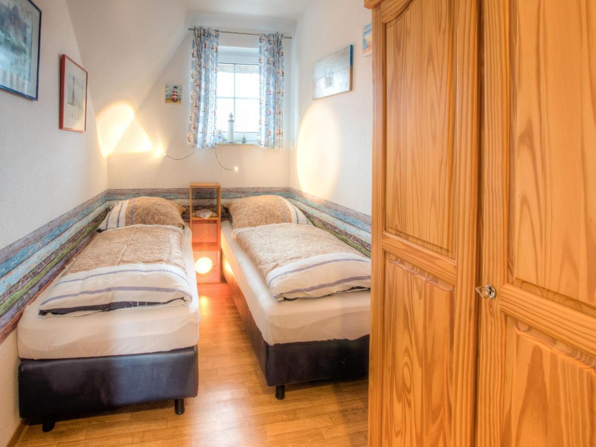 Ferienwohnung Fokuhl Im Strohhus Hooksiel Schillig Exterior photo